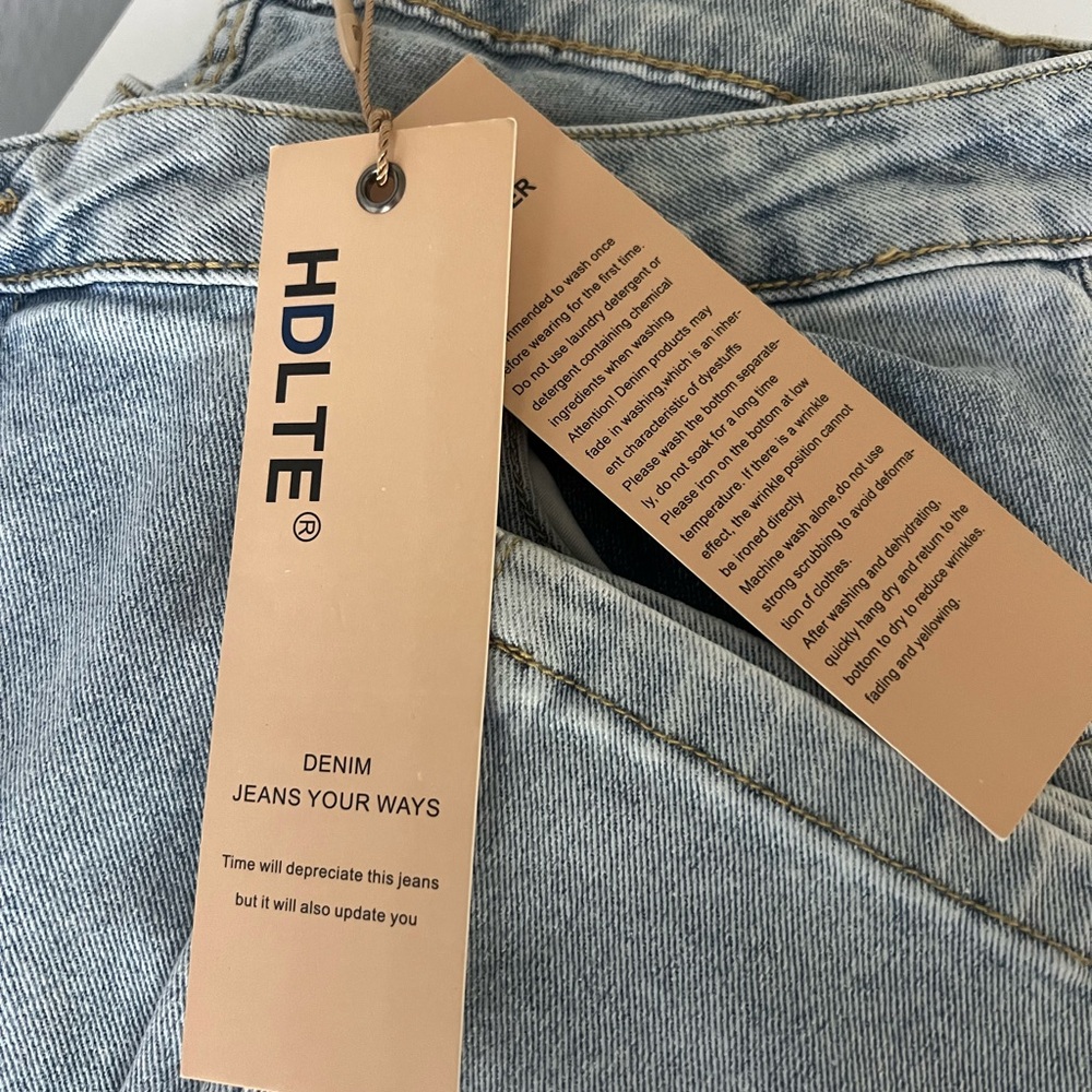 Women's Light Blue Jeans